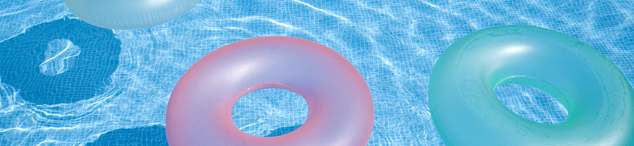 Причини появи водоростей у басейні